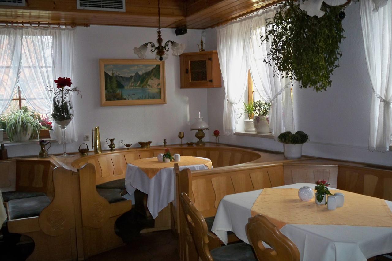 Gasthof Zum Doehlerwald Klingenthal Buitenkant foto